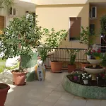 Casa Francesca Hotel *
